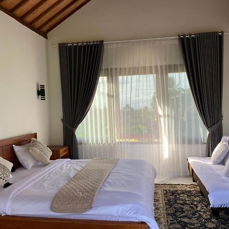 Dira Bungalows เตเตบาตู ภายนอก รูปภาพ