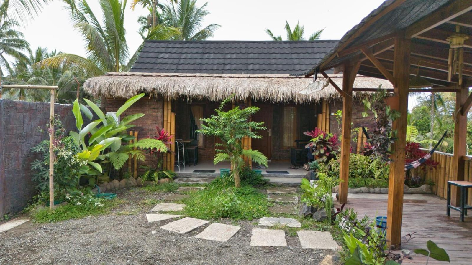 Dira Bungalows เตเตบาตู ห้อง รูปภาพ